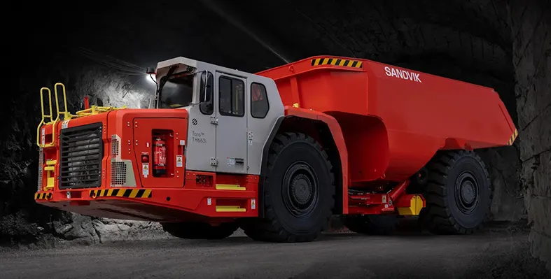 Sandvik_equipment_truck_for_mining 