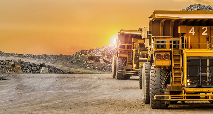 Trucks_in_the_mining_area
