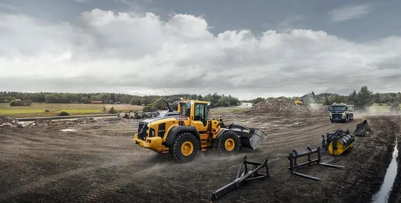 A new Volvo wheel loader in action.