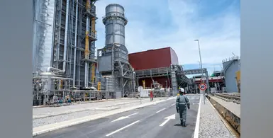 engineer-Azito-power-plant-Ivory-Coast