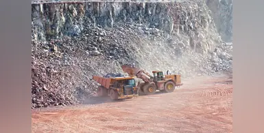 mining-trucks-quarry-loading