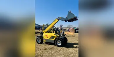 Wacker-Neuson-yellow-telehandler