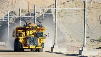 Komatsu's_autonomous_Trolly