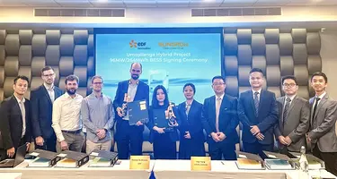 Sungrow and EDF Renewables at the signing ceremony.
