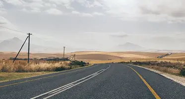 An_empty_road