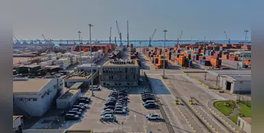 Aerial_view_of_the_terminal_building_at_DP_World_Luanda