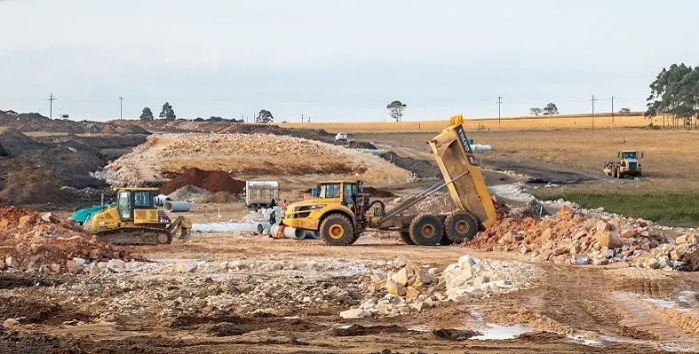 Vehicles at work on the N2WCR site.