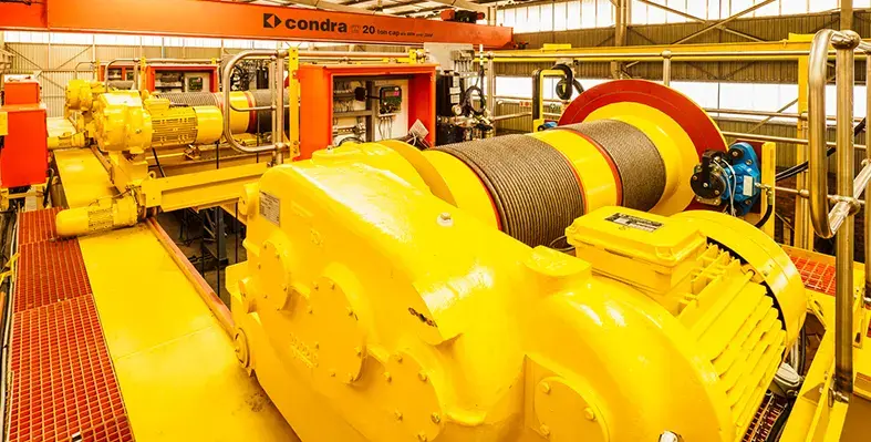 Condra_hoists_overhead_crane