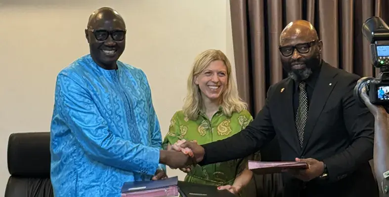 Daimler_Truck_GTS_Senegal_business_people