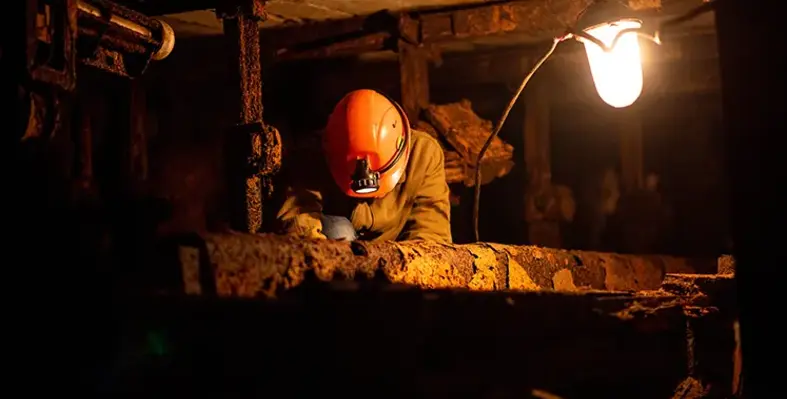 mine_worker_Wartsila_Senegal_Boto_gold_mine