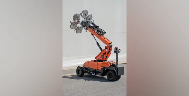 orange-machinery-equipment-SkyJacks