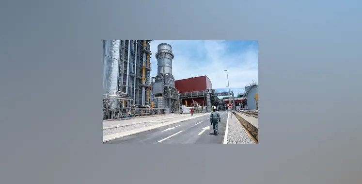 engineer-Azito-power-plant-Ivory-Coast