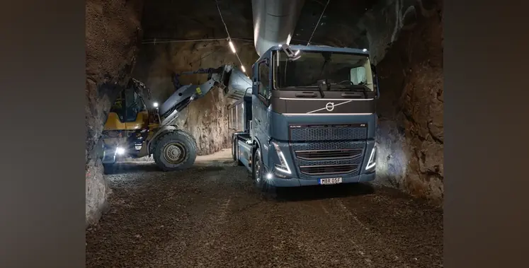 Volvo-mining-machinery-underground