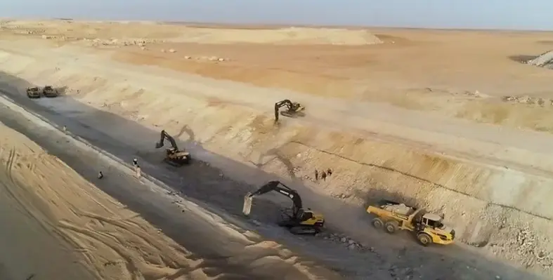 Volvo CE machines at work on the Toshka project in the Egyptian desert.