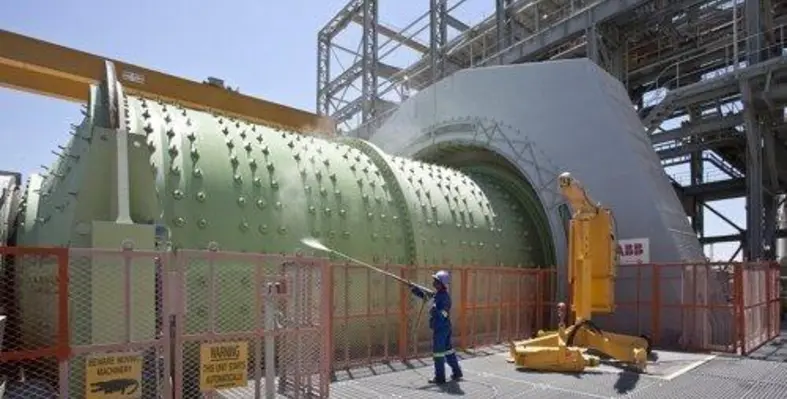 Picture_of_a_concentrator_at_the_Mogalakwena_Mine_in_Limpopo_province_South_Africa._Primary_mill._Copyright_ABB